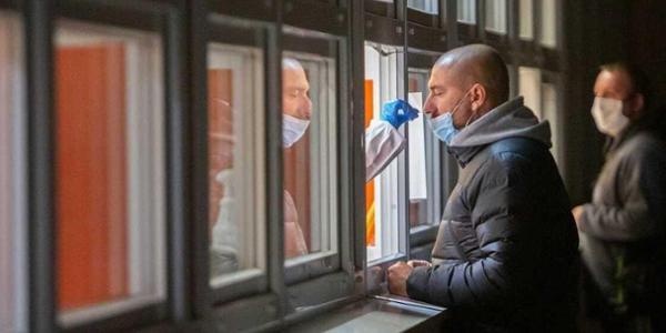 ¿Cubre el seguro de salud las pruebas de detección de la COVID-19?