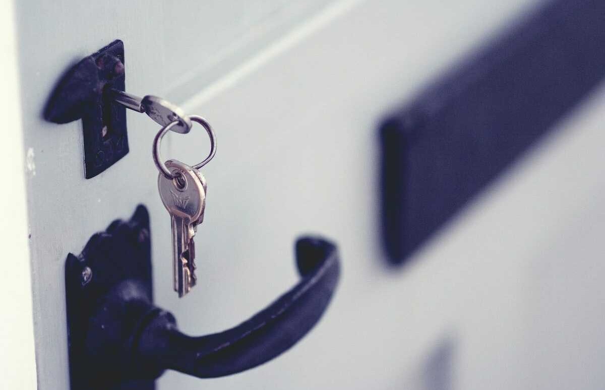 ¿El seguro de hogar cubre la pérdida de llaves?