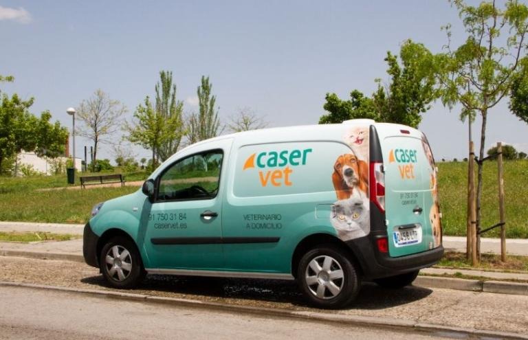 Caservet inaugura una nueva clínica en Las Tablas (Madrid) y lanza un nuevo servicio veterinario a domicilio