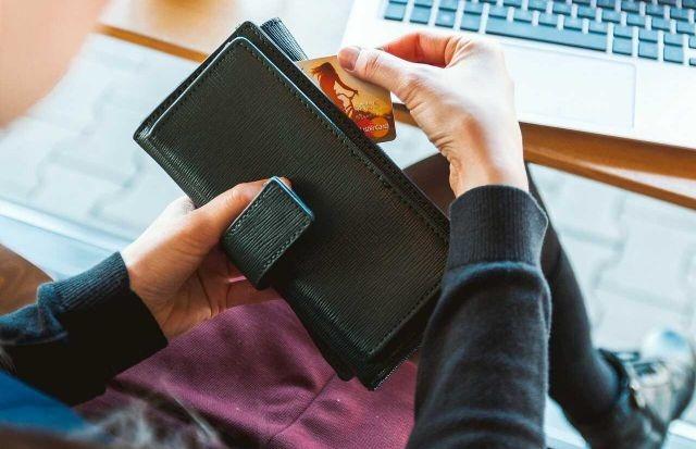 ¿Cómo se realizan las aportaciones al plan?
