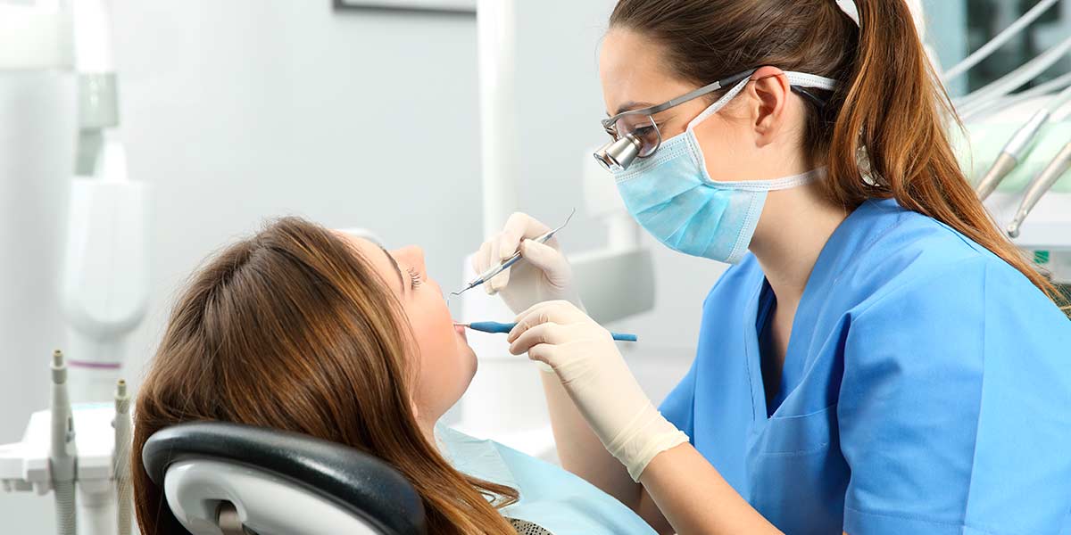 Limpieza dental y curetaje: principales diferencias