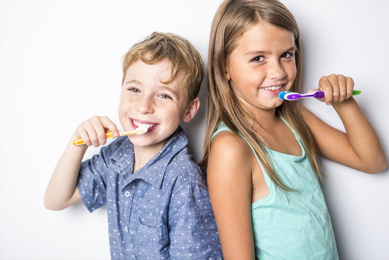 cepillo de dientes para niños artículo seguros dentales ideales para niños