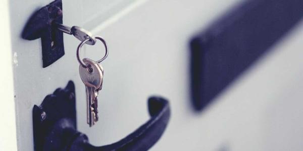 ¿El seguro de hogar cubre la pérdida de llaves?