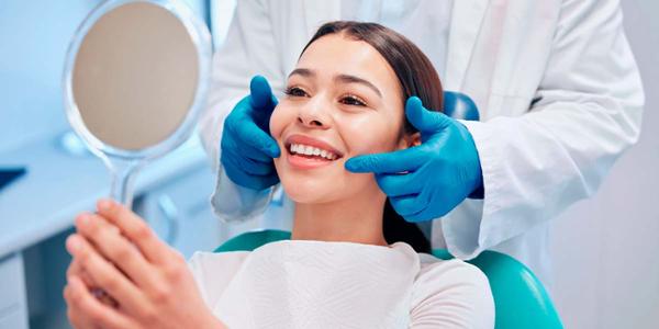 ¿Cuál es el precio de una limpieza dental?